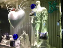 LV Jeff Koons Window Display Balloon Heart
